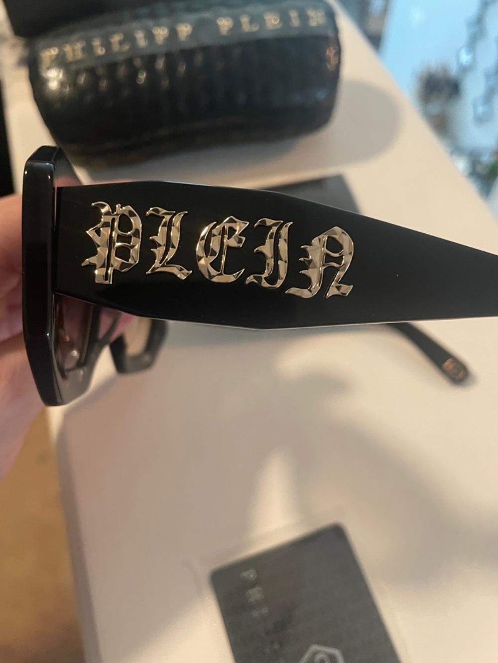Philipp Plein Women's Black Hexagonal Frame Sunglasses - Picture 9 of 9